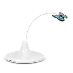 Borboleta voadora carregada por USB
