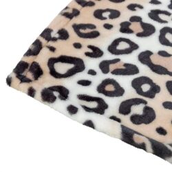 Alternative view of Manta LEO com padrão leopardo (Trixie)